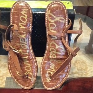 Sam Edelman Tan Croc-Embossed T-Strap Sandals